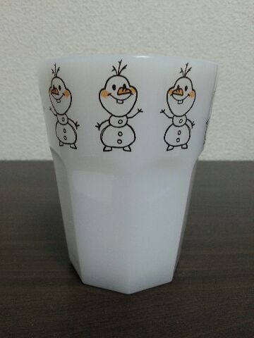 ディズニーストアのアクリルタンブラー 本日のディズニー