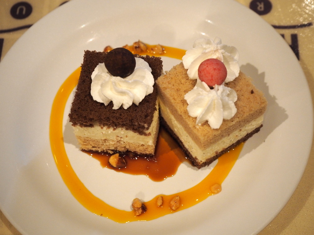 15周年限定 チップ デールクリームケーキ バニラ風味 をホライズンベイ レストランで食べてきた 本日のディズニー