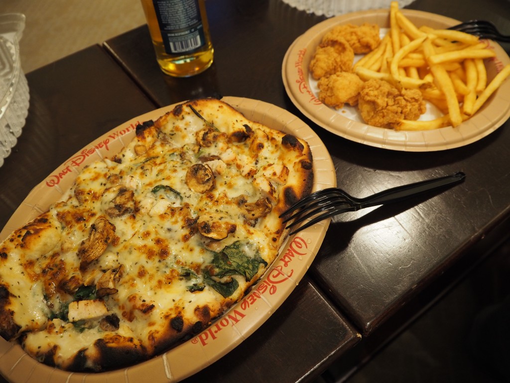 24時間営業 Wdwグランドフロリディアンの ギャスパリラ アイランド グリル 本日のディズニー